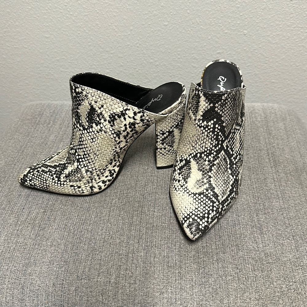 Qupid Snake Print Mules Size 6